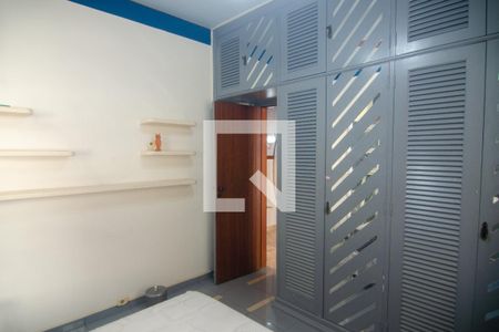 Apartamento à venda com 200m², 4 quartos e 1 vaga Apartamento à venda com 200m², 4 quartos e 1 vagaQuarto 1