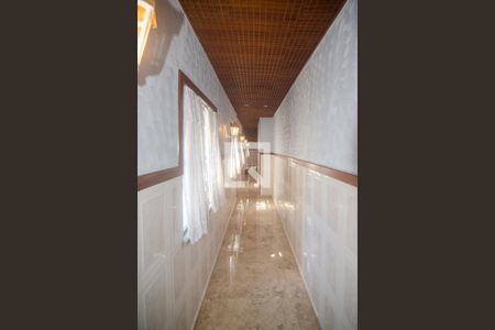 Apartamento à venda com 200m², 4 quartos e 1 vaga Apartamento à venda com 200m², 4 quartos e 1 vagaCorredor