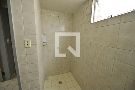 Banheiro de apartamento para alugar com 2 quartos, 64m² em Setor Leste Universitário, Goiânia