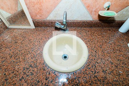 Casa para alugar com 350m², 3 quartos e 4 vagasBanheiro da Churrasqueira