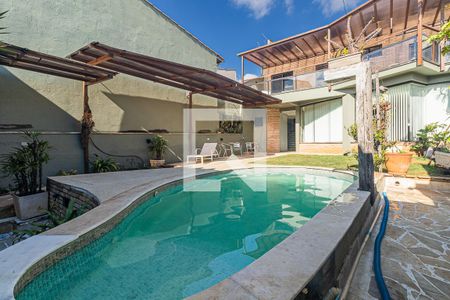 Casa para alugar com 350m², 3 quartos e 4 vagasÁrea comum