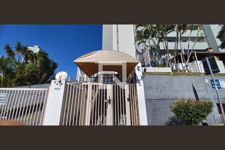 Fachada de apartamento para alugar com 2 quartos, 61m² em Jaguaribe, Osasco