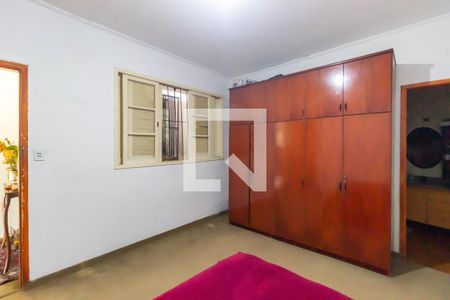 Casa à venda com 300m², 3 quartos e 3 vagasSuíte