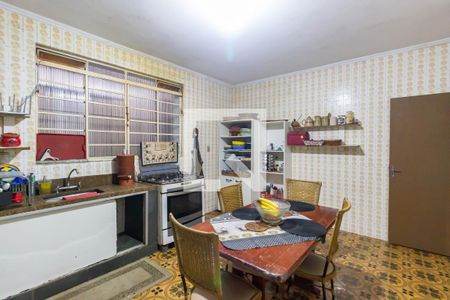 Casa à venda com 300m², 3 quartos e 3 vagasCozinha