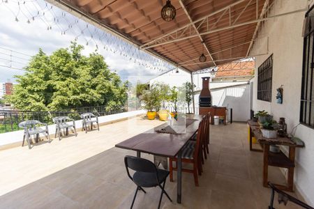 Casa à venda com 300m², 3 quartos e 3 vagasChurrasqueira