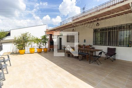 Casa à venda com 300m², 3 quartos e 3 vagasChurrasqueira