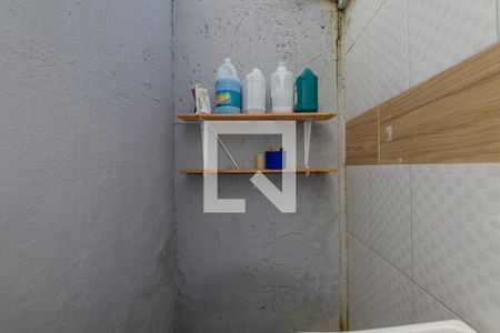 Casa para alugar com 75m², 2 quartos e 1 vagaÁrea de serviço