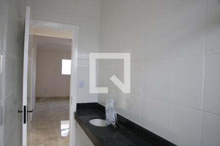 Banheiro de apartamento para alugar com 2 quartos, 60m² em Sítio do Campo, Praia Grande