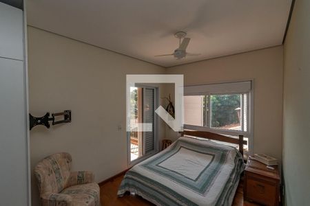 Casa de condomínio à venda com 250m², 4 quartos e 3 vagas Casa de condomínio à venda com 250m², 4 quartos e 3 vagasSuite 2