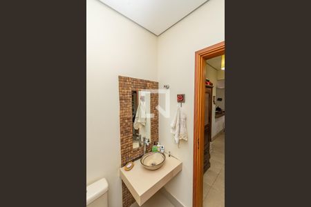 Casa de condomínio à venda com 250m², 4 quartos e 3 vagas Casa de condomínio à venda com 250m², 4 quartos e 3 vagasLavabo