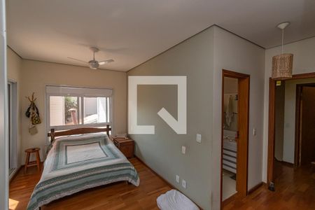 Casa de condomínio à venda com 250m², 4 quartos e 3 vagas Casa de condomínio à venda com 250m², 4 quartos e 3 vagasSuite 2