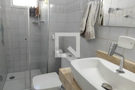Apartamento à venda com 64m², 2 quartos e 1 vaga Apartamento à venda com 64m², 2 quartos e 1 vagaBanheiro