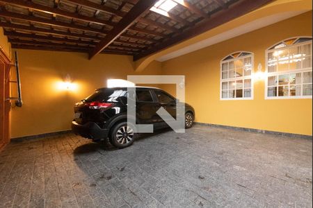 Casa à venda com 319m², 3 quartos e 3 vagasGaragem