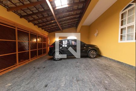 Casa à venda com 319m², 3 quartos e 3 vagasGaragem