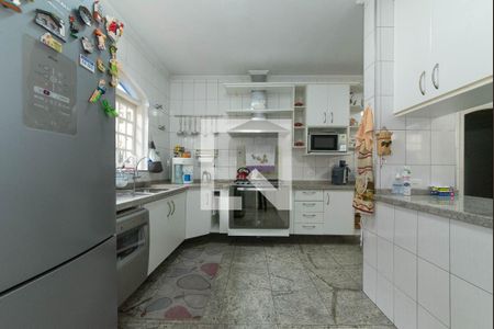 Casa à venda com 319m², 3 quartos e 3 vagasCozinha