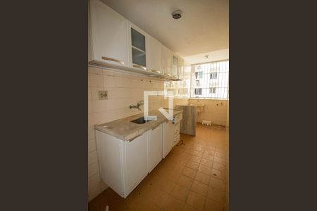 Apartamento para alugar com 66m², 2 quartos e 1 vagaCozinha