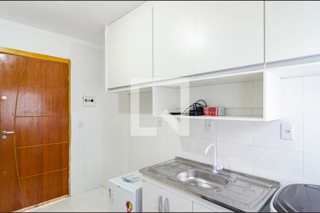 Cozinha de kitnet/studio para alugar com 1 quarto, 18m² em Jardim Oriental, São Paulo