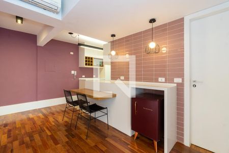 Sala de apartamento para alugar com 2 quartos, 83m² em Indianópolis, São Paulo