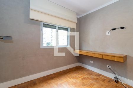 Suíte de apartamento para alugar com 2 quartos, 83m² em Indianópolis, São Paulo