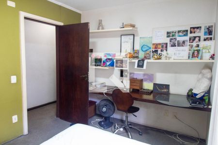 Casa à venda com 400m², 3 quartos e 4 vagas Casa à venda com 400m², 3 quartos e 4 vagasSuíte 1