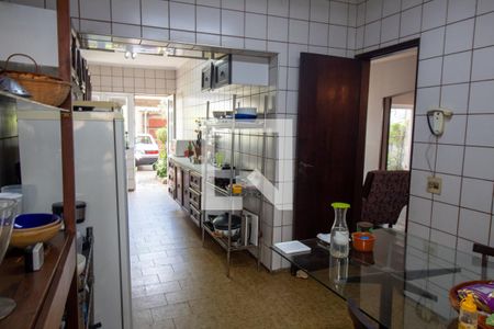 Casa à venda com 400m², 3 quartos e 4 vagas Casa à venda com 400m², 3 quartos e 4 vagasCopa