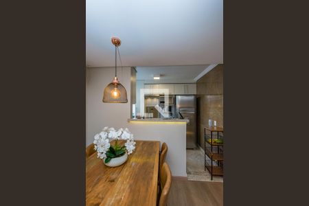Cozinha de apartamento à venda com 2 quartos, 50m² em Salgado Filho, Belo Horizonte