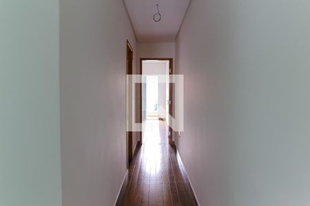 Corredor de casa à venda com 3 quartos, 172m² em Vila Lucinda, Santo André