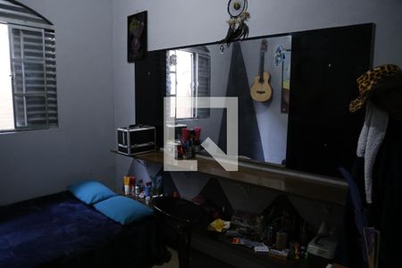 Casa à venda com 250m², 2 quartos e 1 vagaQuarto 