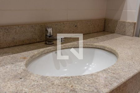Apartamento para alugar com 55m², 1 quarto e 1 vaga Apartamento para alugar com 55m², 1 quarto e 1 vagaBanheiro da Suíte