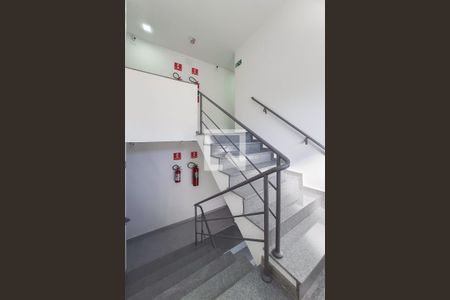 Escada de apartamento para alugar com 1 quarto, 29m² em Vila Mariana, São Paulo