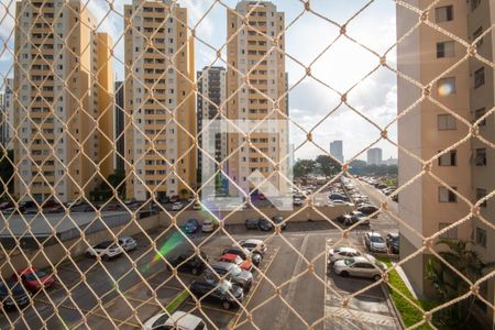 Vista da Sala de apartamento para alugar com 3 quartos, 59m² em Continental, Osasco