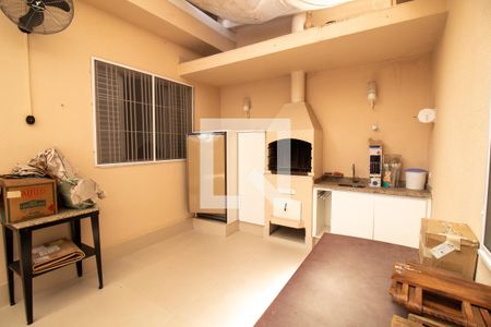 Casa à venda com 300m², 4 quartos e 4 vagas Casa à venda com 300m², 4 quartos e 4 vagasChurrasqueira