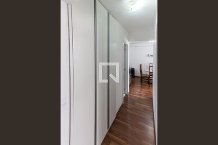 Apartamento à venda com 67m², 3 quartos e 1 vagaCorredor 