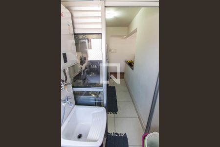 Apartamento à venda com 67m², 3 quartos e 1 vagaÁrea de Serviço