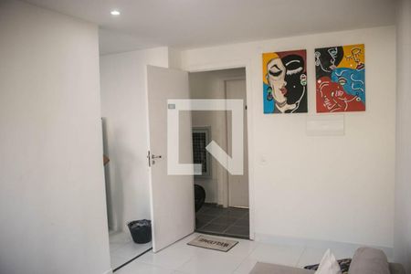 Sala de apartamento para alugar com 2 quartos, 50m² em Alto do Coqueirinho, Salvador
