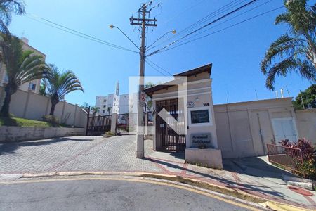 Apartamento à venda com 44m², 2 quartos e 1 vaga Apartamento à venda com 44m², 2 quartos e 1 vagaFachada e portaria