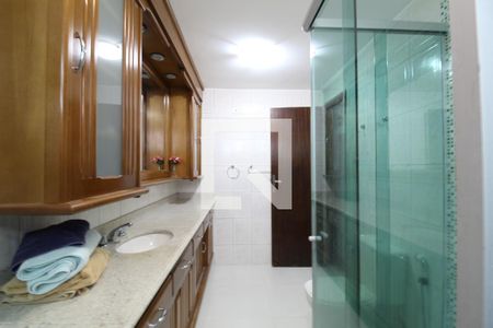 Casa para alugar com 320m², 4 quartos e 1 vagaBanheiro Quarto 1 - Suíte