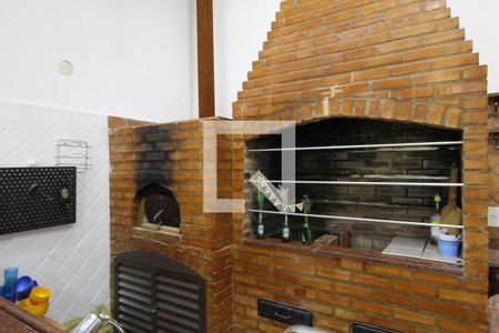 Casa para alugar com 320m², 4 quartos e 1 vagaÁrea Gourmet - Fundos