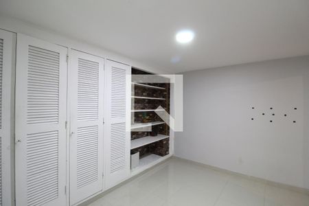 Casa para alugar com 320m², 4 quartos e 1 vagaQuarto 4