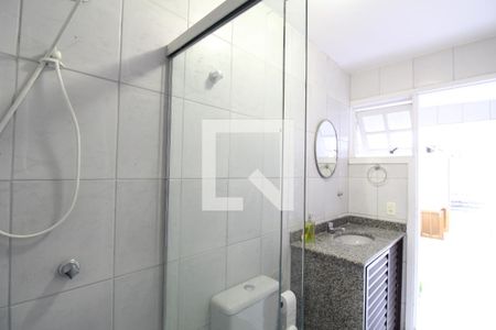 Casa para alugar com 320m², 4 quartos e 1 vagaBanheiro Área de Serviço