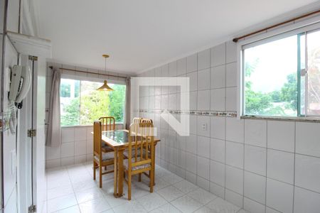 Casa para alugar com 320m², 4 quartos e 1 vagaCozinha