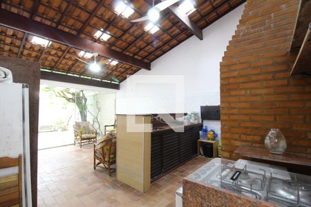 Casa para alugar com 320m², 4 quartos e 1 vagaÁrea Gourmet - Fundos