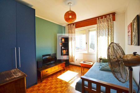 Quarto de apartamento à venda com 3 quartos, 108m² em Teresópolis, Porto Alegre