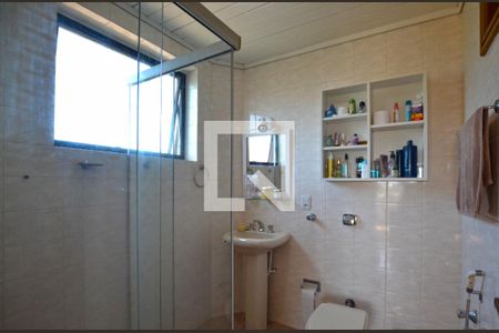 Apartamento à venda com 108m², 3 quartos e sem vagaBanheiro da Suíte 2