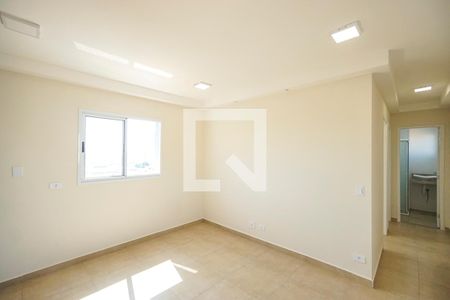 Sala e cozinha de apartamento para alugar com 2 quartos, 34m² em Vila Carrao, São Paulo
