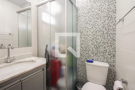 Apartamento à venda com 70m², 3 quartos e 1 vaga Apartamento à venda com 70m², 3 quartos e 1 vagaBanheiro Social