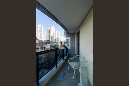 Apartamento à venda com 115m², 4 quartos e 3 vagasSala