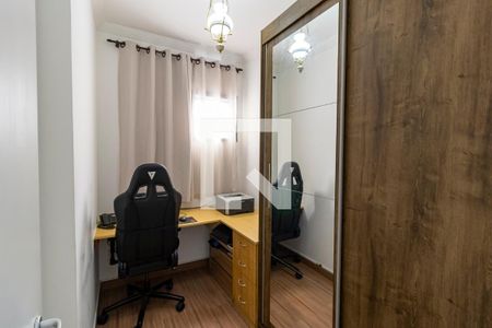 Apartamento à venda com 115m², 4 quartos e 3 vagasEscritório