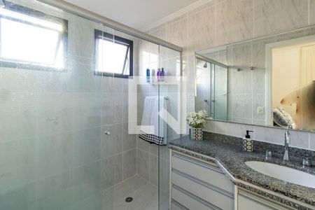 Apartamento à venda com 115m², 4 quartos e 3 vagasBanheiro da Suíte
