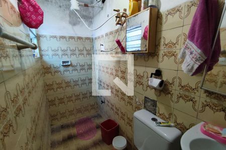 Banheiro de casa à venda com 1 quarto, 250m² em Jardim Hercilia, São Paulo